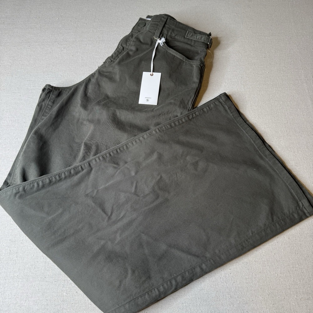 Good American Women's Wide Leg Flare Fatigue Pants 6/28 Green Stretch NWT - Picture 2 of 10